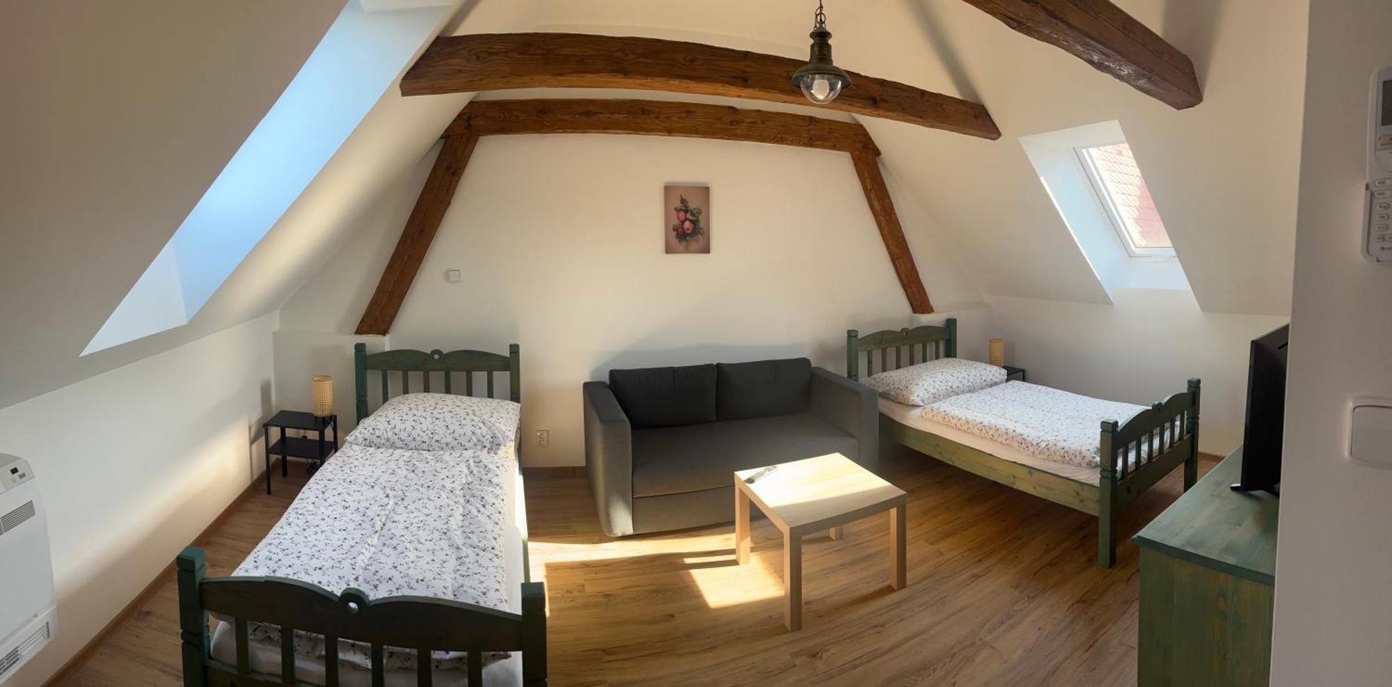 Apartmany Statek Bezdedice Hostomice Exterior photo